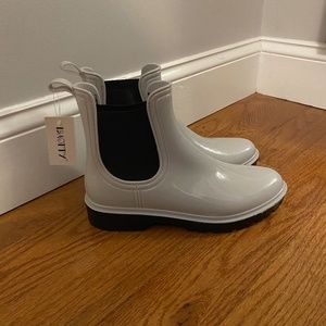 gray chelsea boots